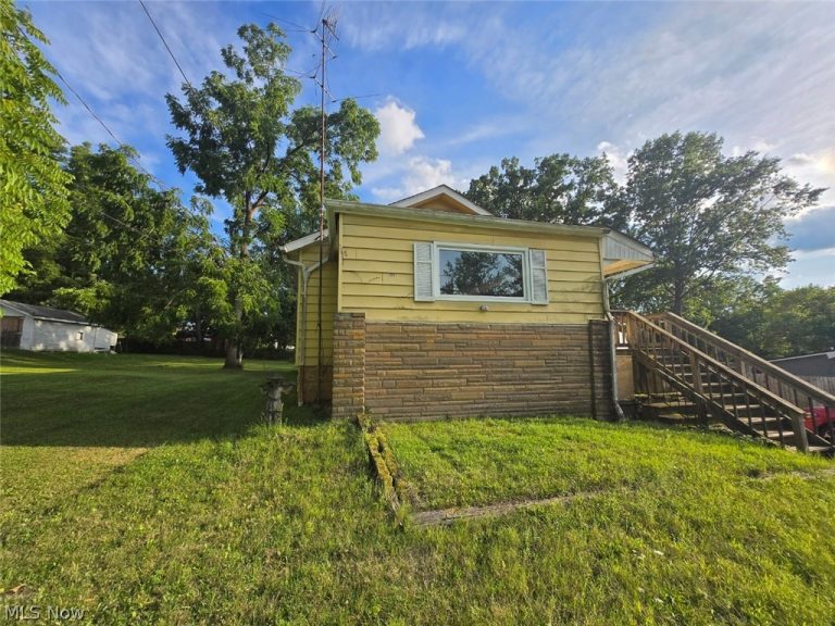 2838 Draper Street, Warren, OH - Photo 3