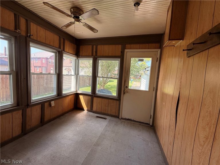 1868 34th Street, Lorain, OH - Photo 3