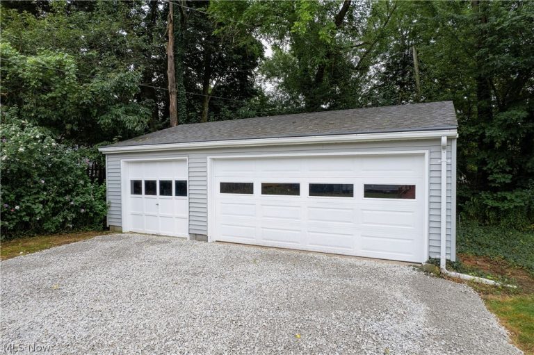 362 Palm Avenue, Akron, OH - Photo 8