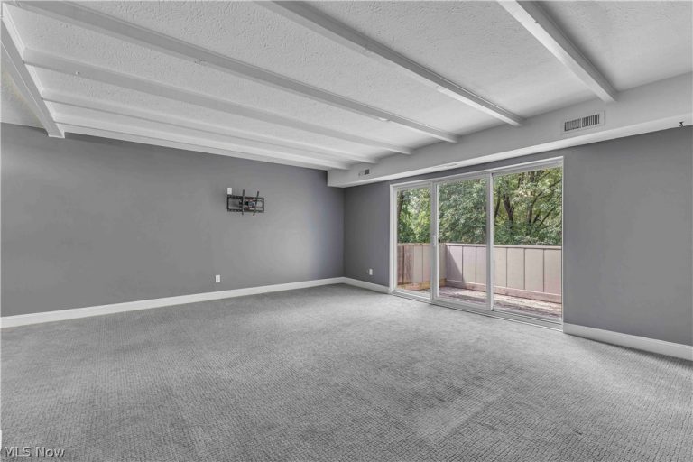 1633 Cedarwood Drive #320, Westlake, OH - Photo 4
