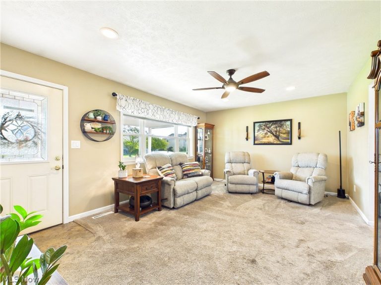 343 Meadow Lane, Parkersburg, WV - Photo 5