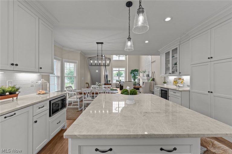 1949 Craig Drive, Lake Milton, OH - Photo 8