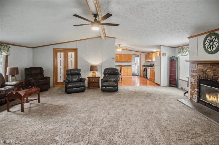 209 Cherry Avenue, Niles, OH - Photo 5