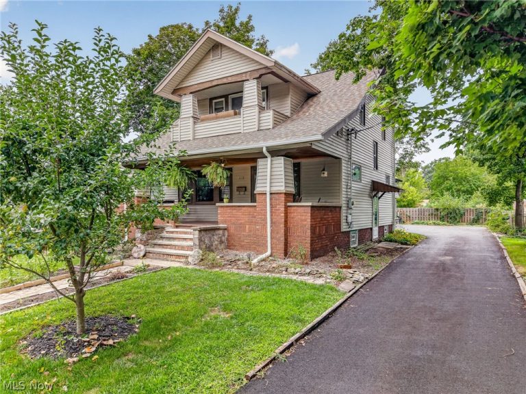 278 Prospect Road, Berea, OH - Photo 2
