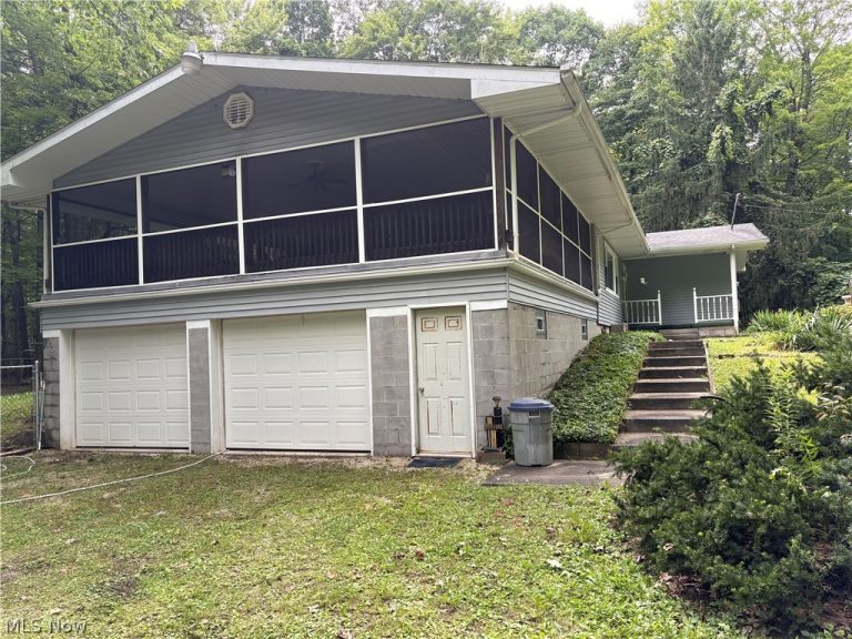 3459 Hewitt Gifford Road, Warren, OH - Photo 2