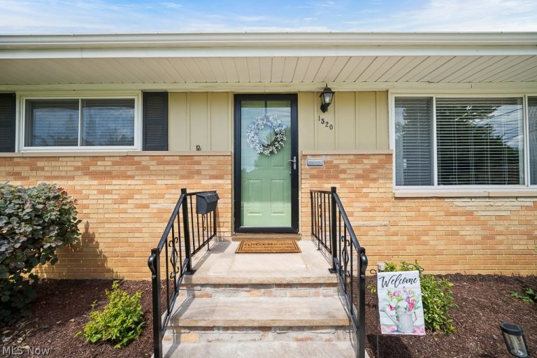 1520 David Avenue, Parma, OH - Photo 3