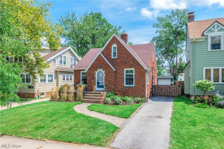 3425 159th Street, Cleveland, OH - Photo 4