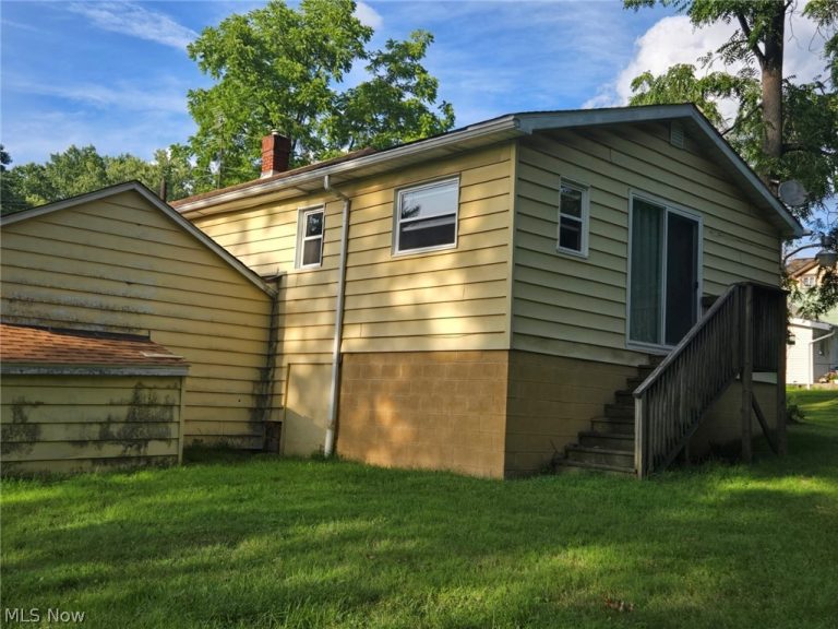 2838 Draper Street, Warren, OH - Photo 5
