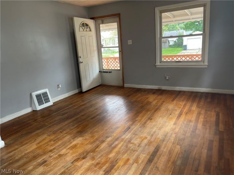 757 Davies Avenue, Akron, OH - Photo 2