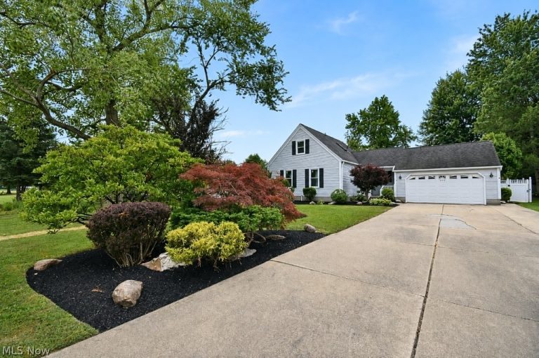 1654 Duffton Lane, Painesville Twp, OH - Photo 3