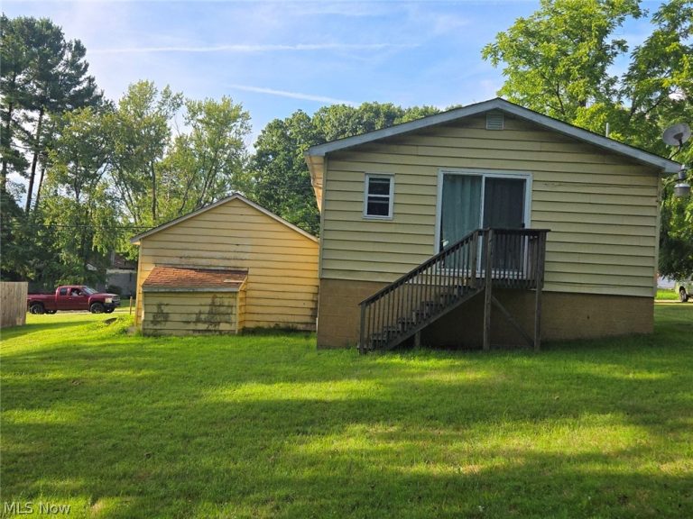 2838 Draper Street, Warren, OH - Photo 6