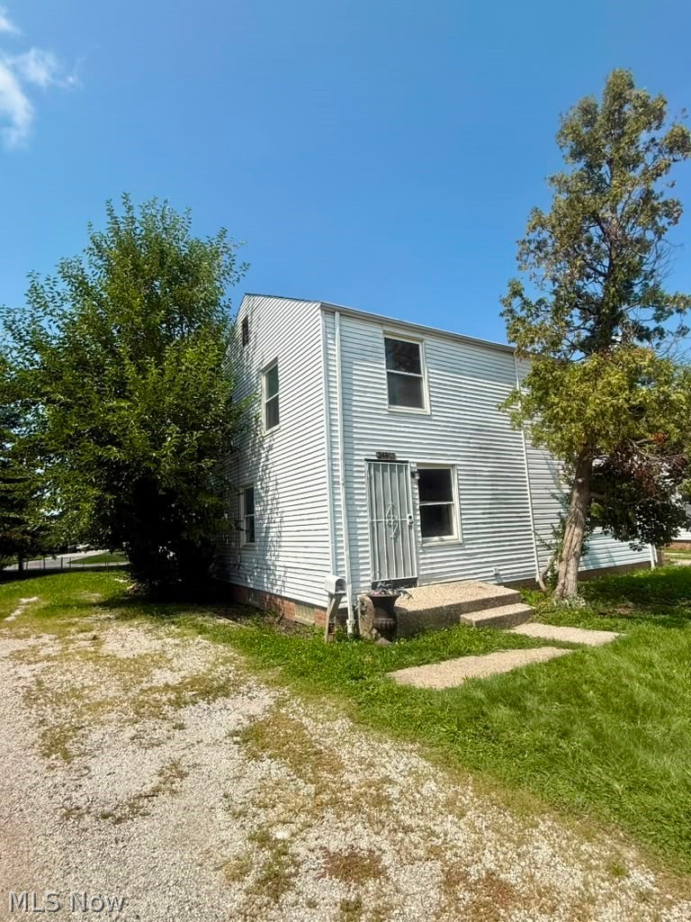 24801 Fisher Road, Euclid, OH - Photo 2