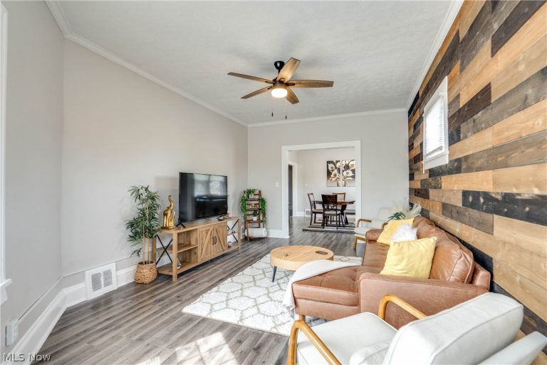 4920 Pearl Road, Cleveland, OH - Photo 4