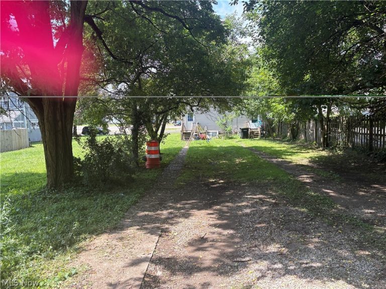 946 Putnam Avenue, Zanesville, OH - Photo 4