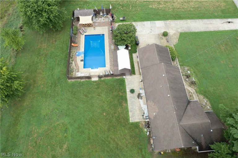 326 Airport Road, Warren, OH - Photo 6