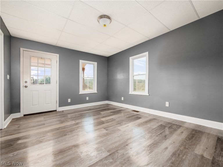 2695 Linden Avenue, Zanesville, OH - Photo 8