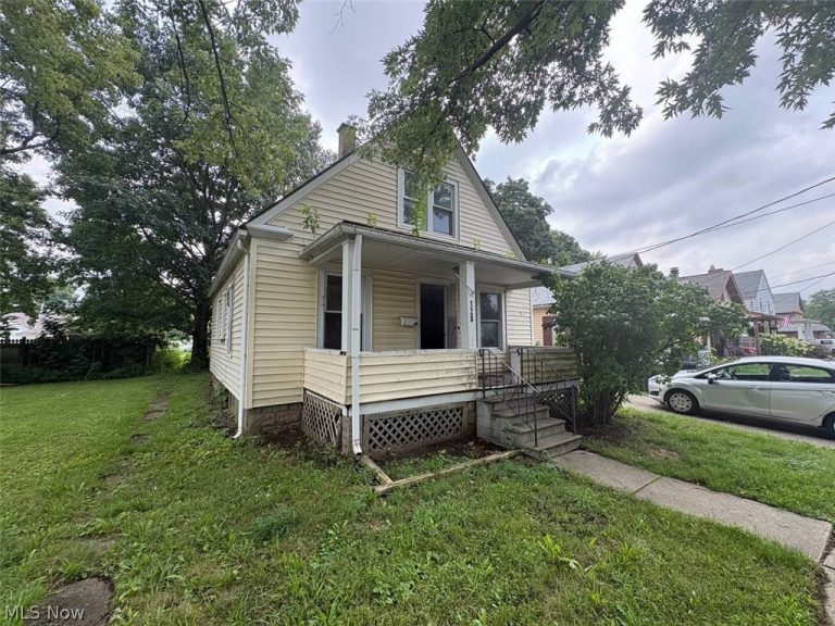 120 Taft Avenue, Elyria, OH, 44035