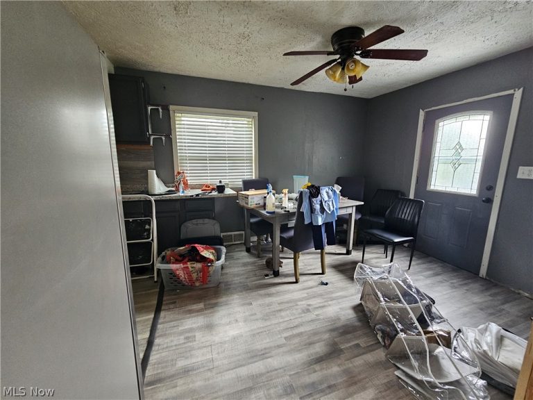 265 Massillon Road, Akron, OH - Photo 8