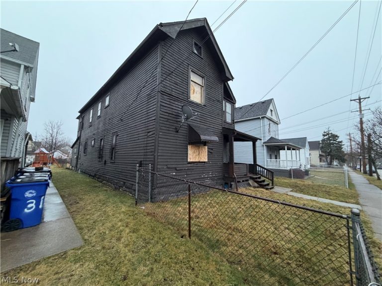 3185 58th Street, Cleveland, OH - Photo 2