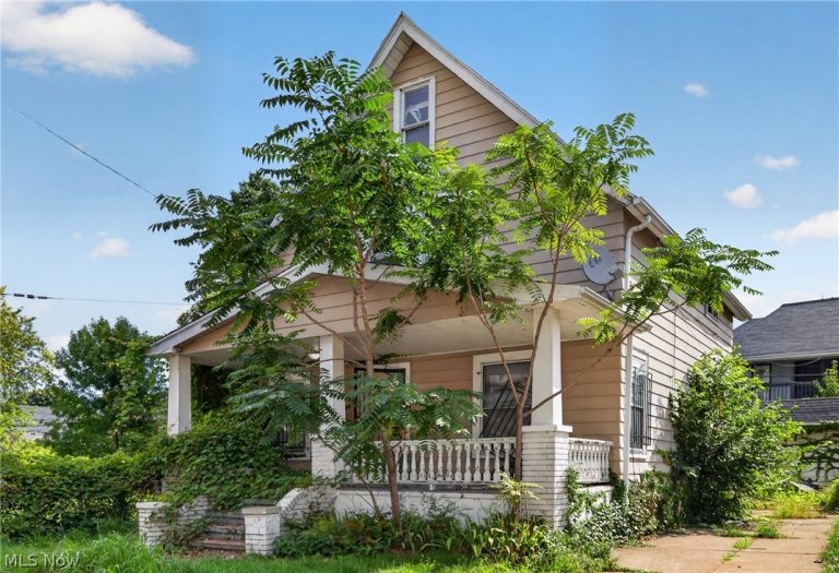 893 75th Street, Cleveland, OH - Photo 3