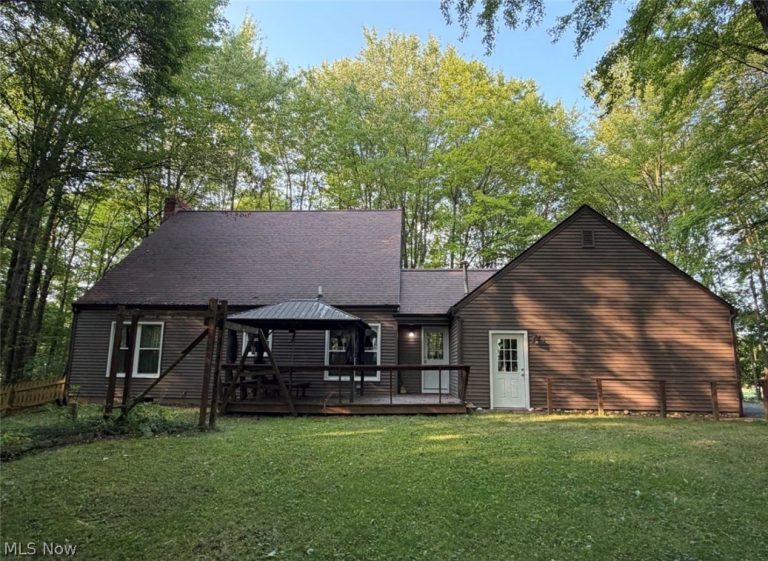 7342 Hubbard Bedford Road, Hubbard, OH - Photo 4