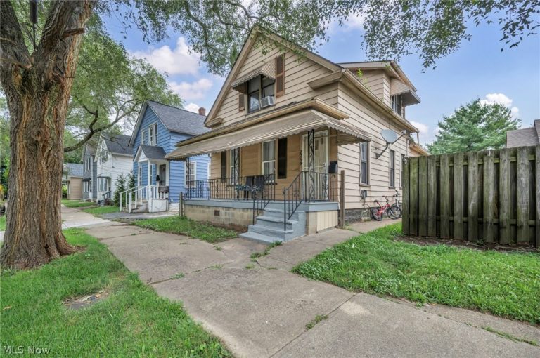 2259 67th Street, Cleveland, OH - Photo 3