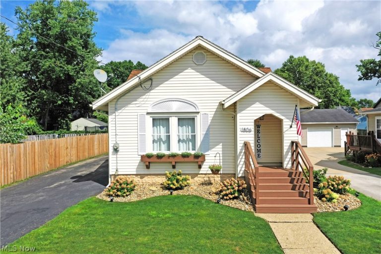 1806 Sheridan Avenue, Warren, OH - Photo 3
