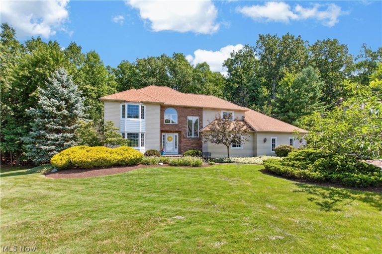 2931 Canterbury Court, Willoughby Hills, OH, 44094