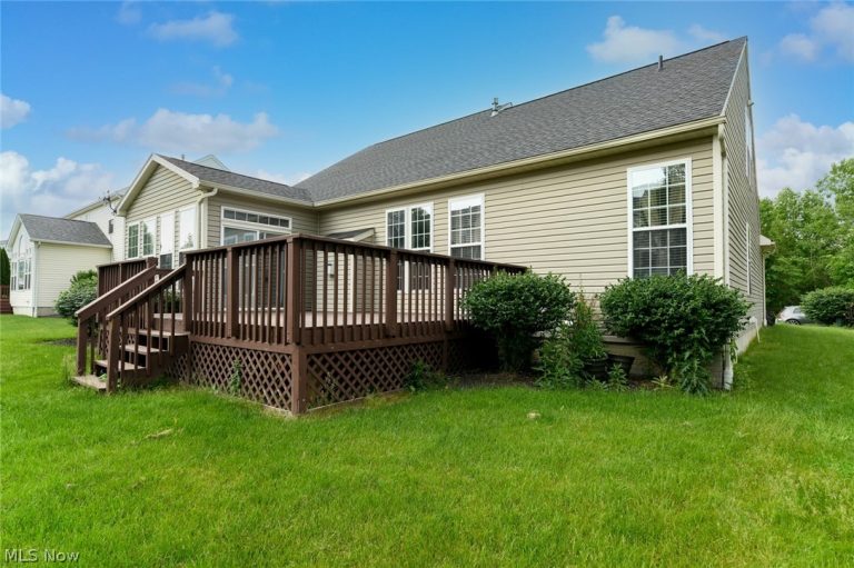 200 Weatherstone Court, Copley, OH - Photo 6