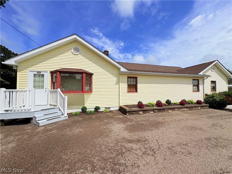 1215 Newark Road, Zanesville, OH - Photo 2