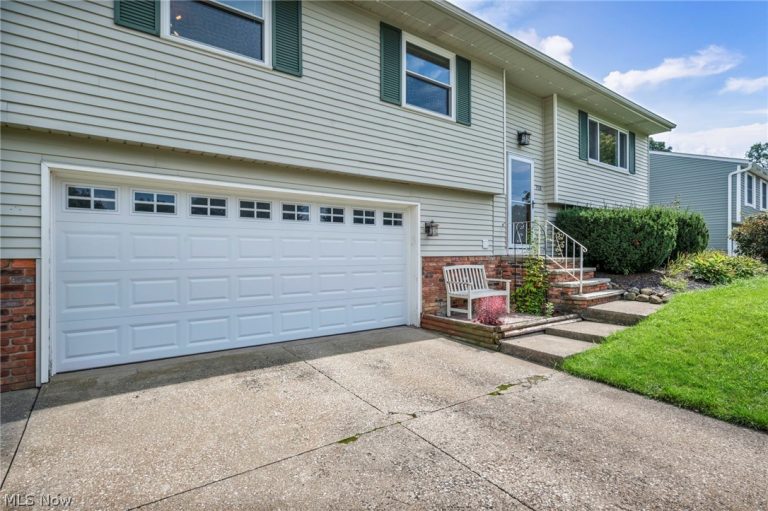 753 Poplar Drive, Brunswick, OH - Photo 3