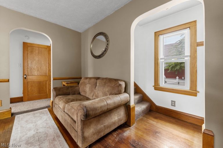 1392 Indianola Avenue, Akron, OH - Photo 8
