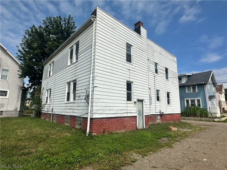 820 Richard Place, Canton, OH - Photo 4