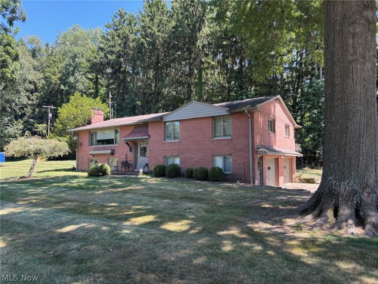 5030 Gardendale Avenue, Canton, OH - Photo 2