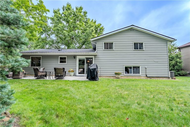 27563 Hemlock Drive, Westlake, OH - Photo 8