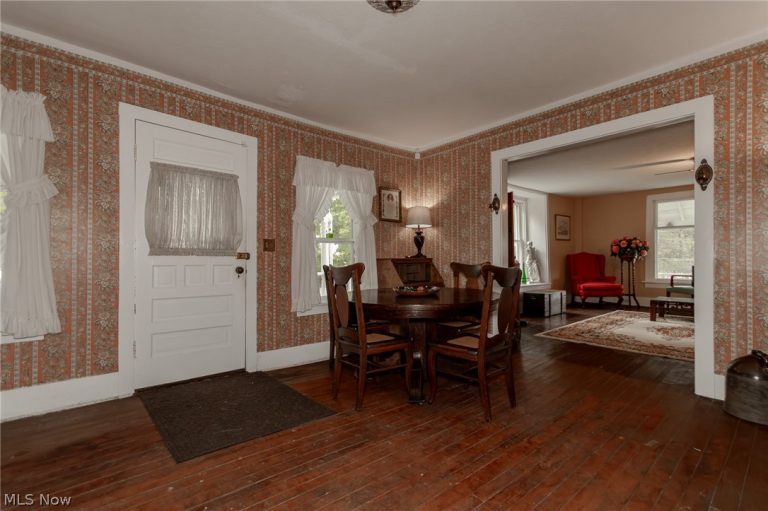 17397 Chagrin River Road, Chagrin Falls, OH - Photo 3