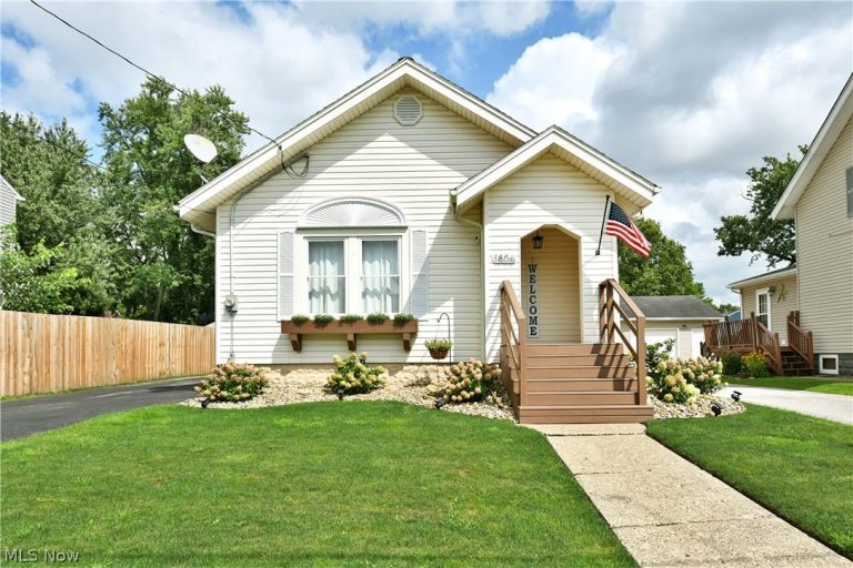 1806 Sheridan Avenue, Warren, OH, 44483