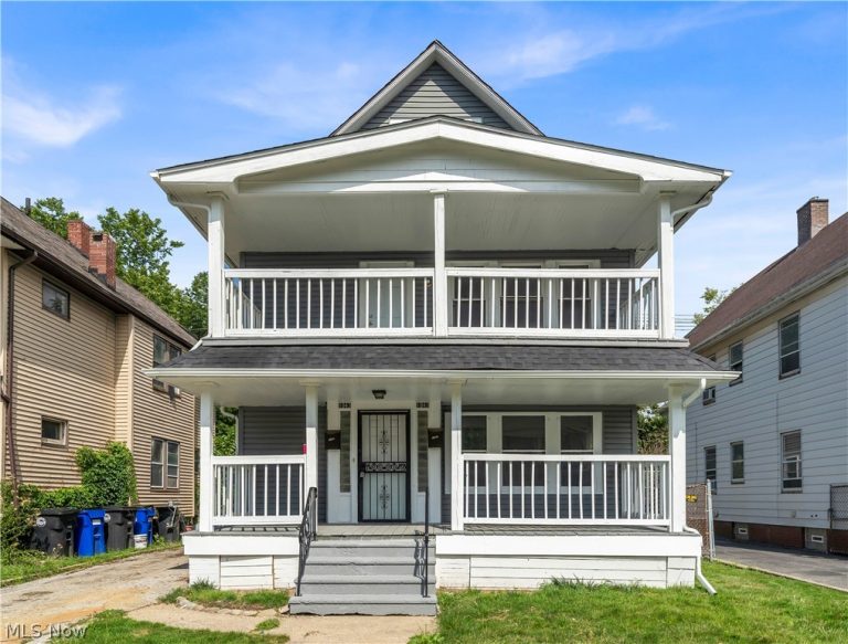 1041 146th Street, Cleveland, OH - Photo 2