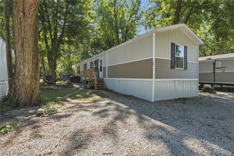 4516 Navarre Road #13, Canton, OH, 44706