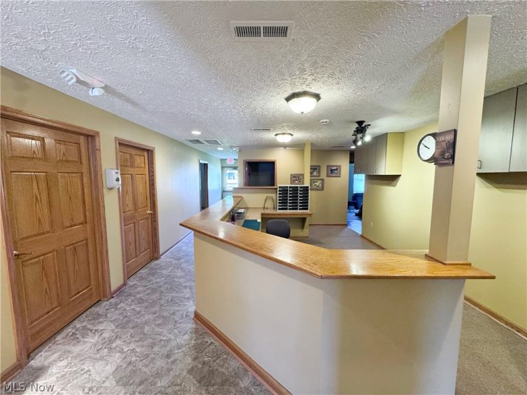 1680 Cooper Foster Park Road #B, Vermilion, OH - Photo 4