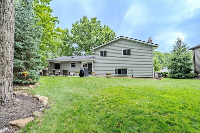 27563 Hemlock Drive, Westlake, OH - Photo 6