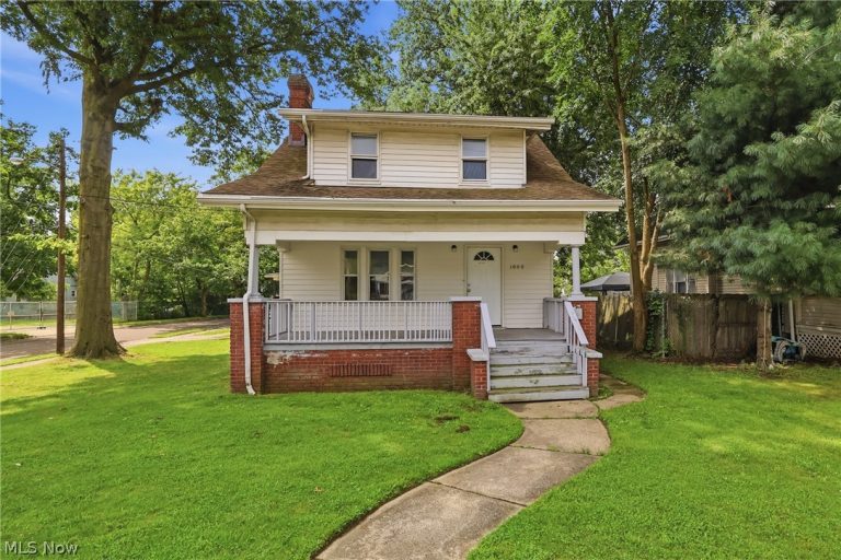 1000 Lovers Lane, Akron, OH - Photo 2