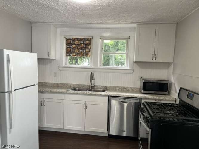 382 Kling Street, Akron, OH - Photo 4