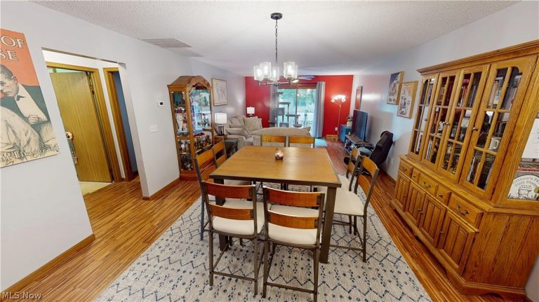 5713 Callaway Circle, Austintown, OH - Photo 2