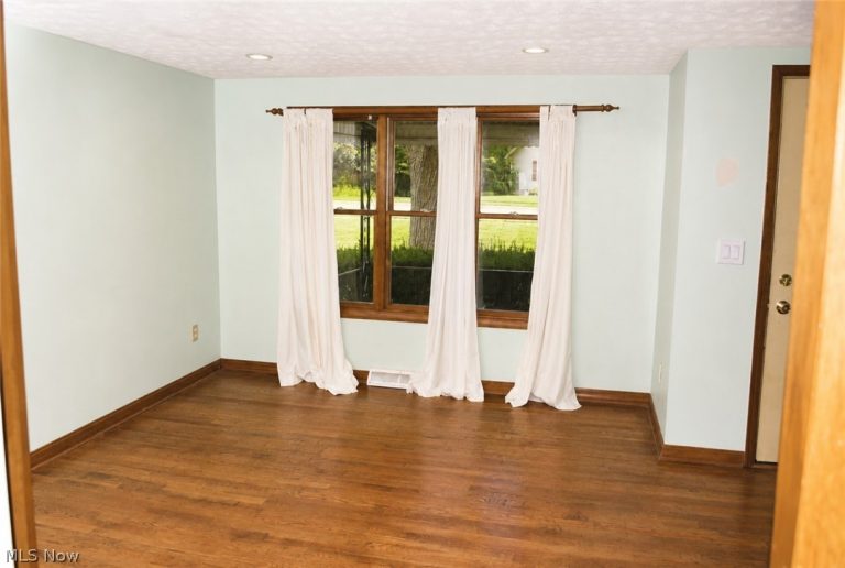 6517 Lear Nagle Road, North Ridgeville, OH - Photo 8