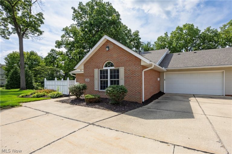 3098 Bayberry Cove, Wooster, OH - Photo 2