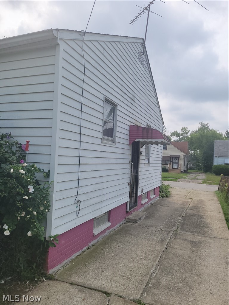 4433 156th Street, Cleveland, OH - Photo 4