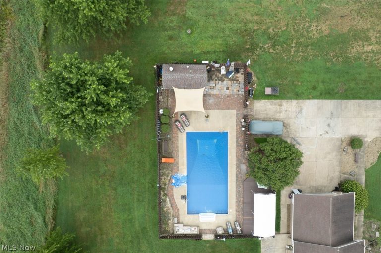 326 Airport Road, Warren, OH - Photo 8