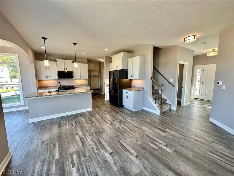 3459 Wicker Street, Canton, OH - Photo 2
