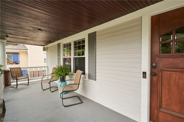 1666 Lincoln Avenue, Lakewood, OH - Photo 2